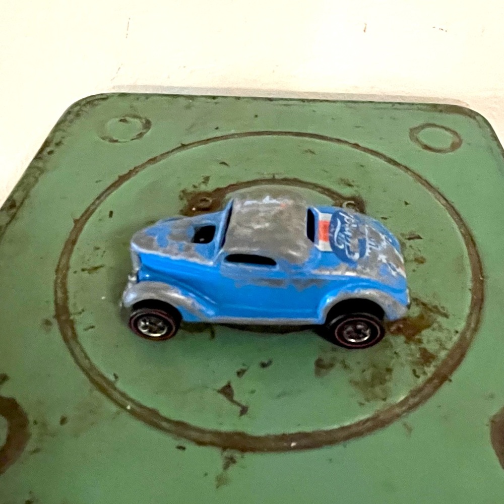 Vintage Hot Wheels Neet Streeter 1975 redline car